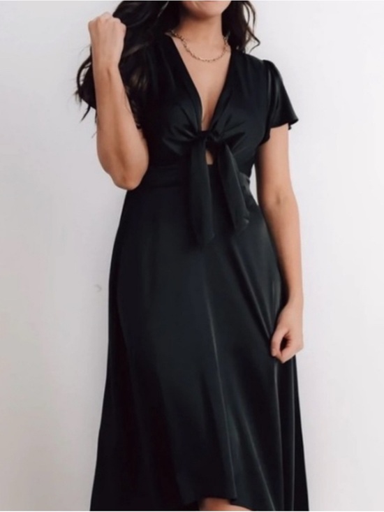 Baltic Born Dresses & Skirts - Baltic Born Black Tie-Front Midi Dress